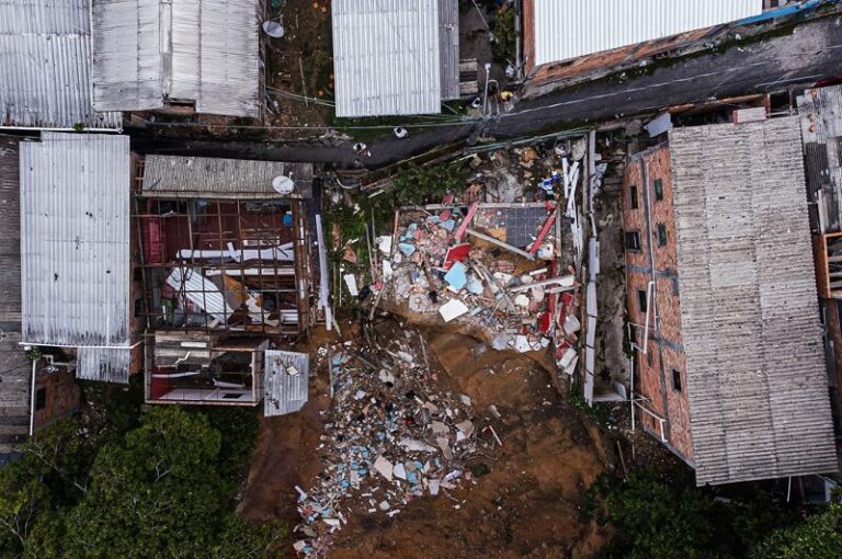 Em Manaus, templos de religiões de matriz africana estão localizados em zonas de risco geológico, revela mapeamento