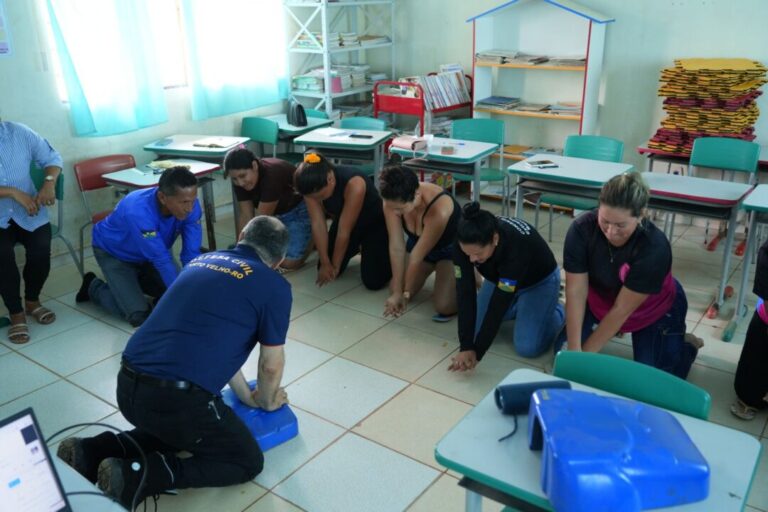 Comunidades ribeirinhas de Rondônia recebem primeiro núcleo comunitário da Defesa Civil