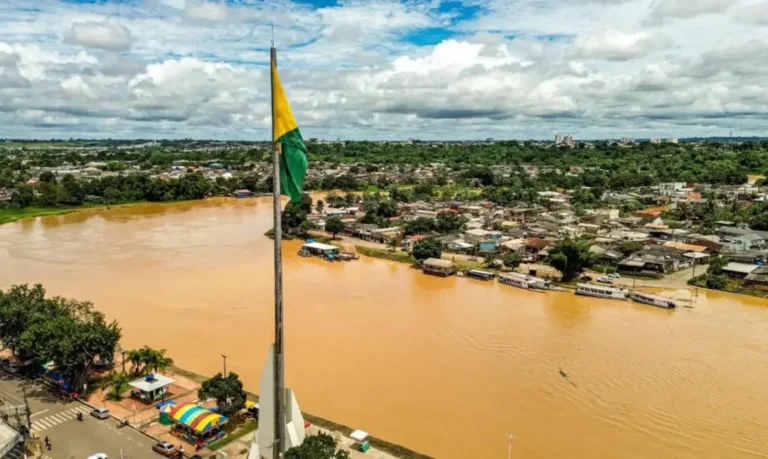 Nível do Rio Acre está acima da cota de inundação, mas em processo de descida
