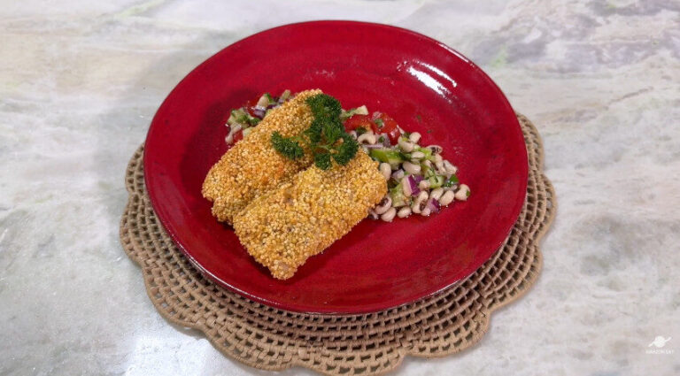 Chef Débora Valente ensina receita de pirarucu uarini ao limonete de maxixe