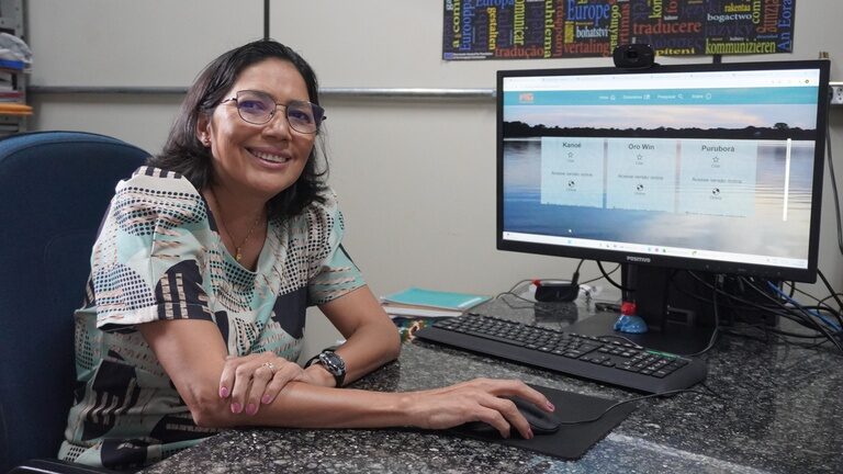 Coordenadora do projeto de dicionários indígenas no MPEG, Ana Vilacy comemora certificação