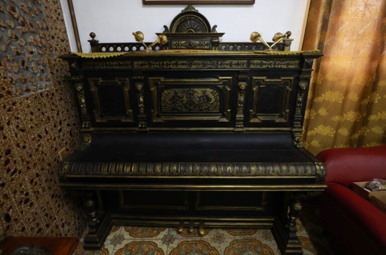 Piano do Cine Olympia atravessa gerações e preserva fase histórica de Belém