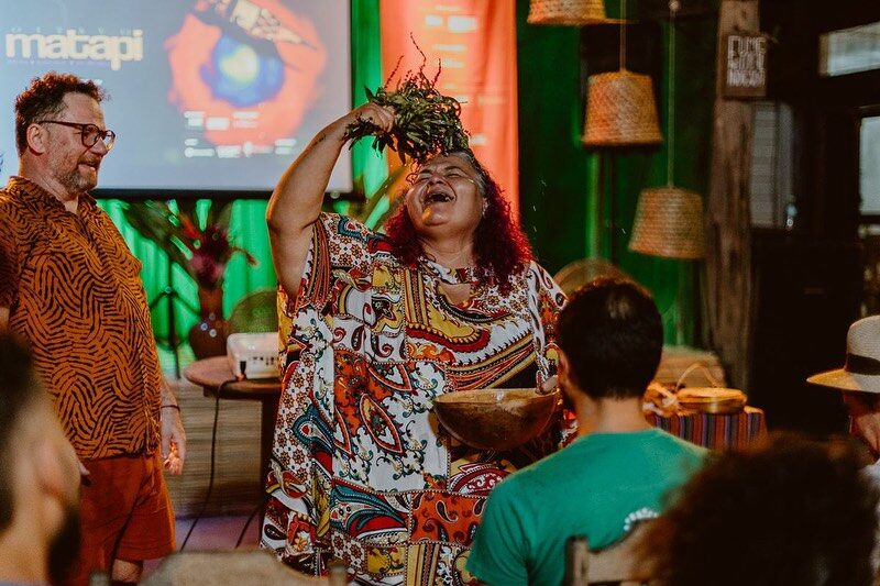 Karla Martins, contadora de histórias