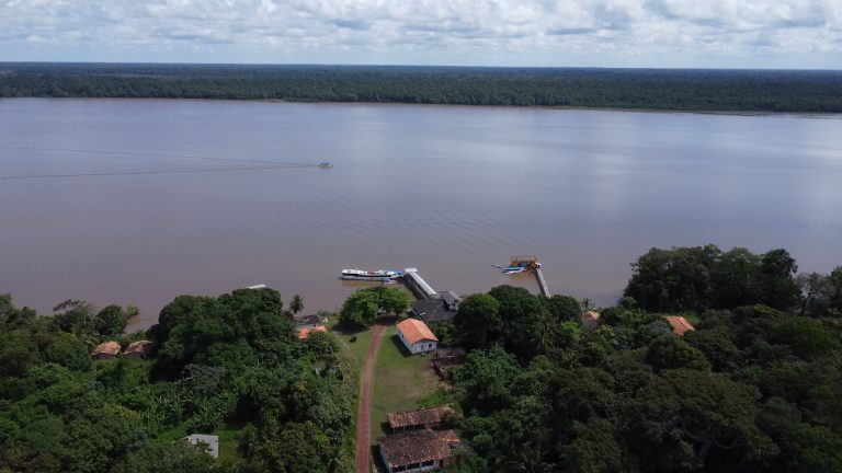 Levantamento no Pará revela que apenas 20% das residências de comunidades tradicionais têm energia elétrica pública