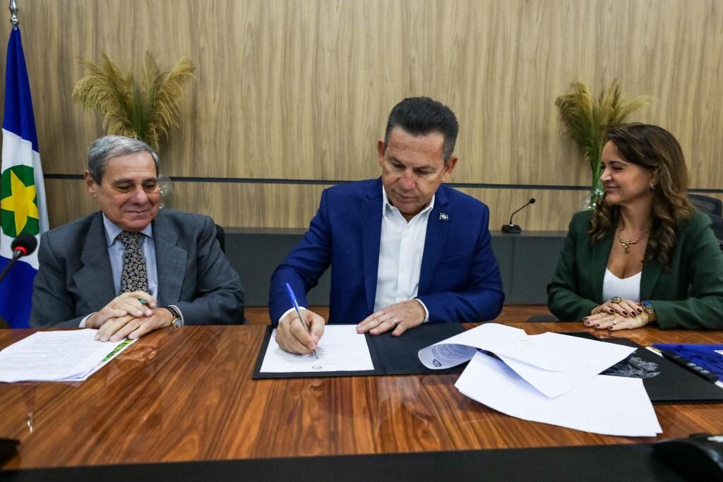 Decreto que aprova o Plano de Desenvolvimento Florestal e Biomassa é assinado no Mato Grosso