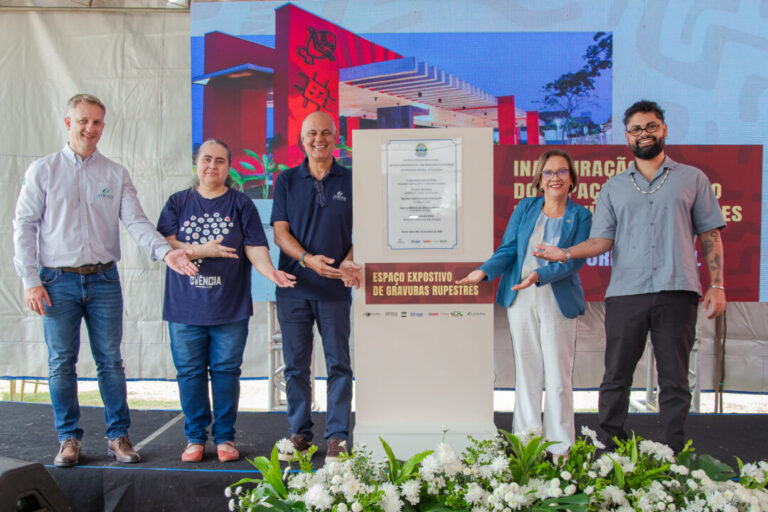 Jirau Energia e UNIR inauguram espaço com gravuras rupestres e lançam acervo digital