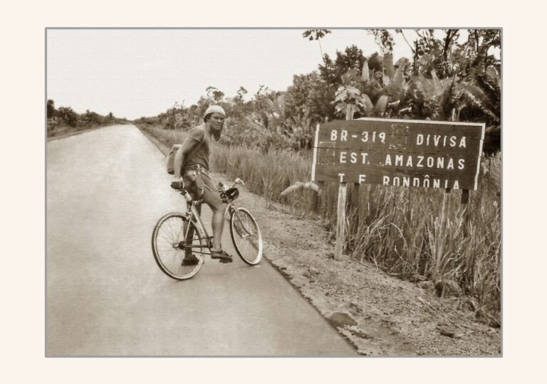 Mais de 2 mil km de bicicleta: cinquentenário da viagem em duas rodas pela BR-319