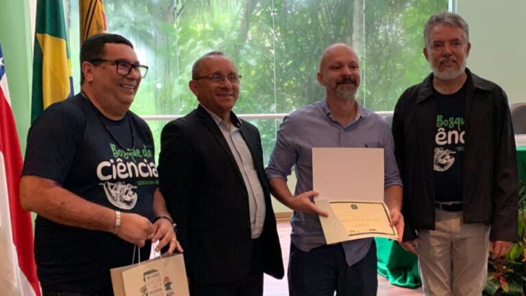 Grupo Rede Amazônica recebe homenagem em evento de 31 anos do Bosque da Ciência
