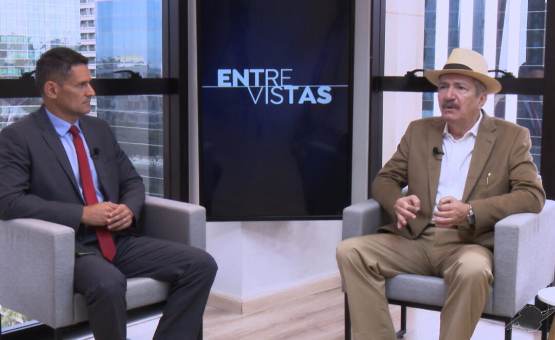 'Entrevistas' recebe o candidato à presidência Aldo Rebelo; assista o programa completo