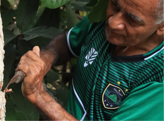 ‘Memória’: Amazônia Independente FC lança camisa inspirada na tradição seringueira de Belterra