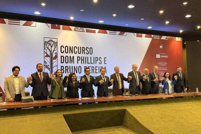 Em premiação, Governo do Brasil pede desculpas por ataques contra Bruno Pereira e Dom Phillips