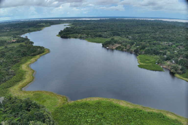 Cinco lagos amazônicos impactados pelas mudanças climáticas são monitorados no Amazonas e no Pará