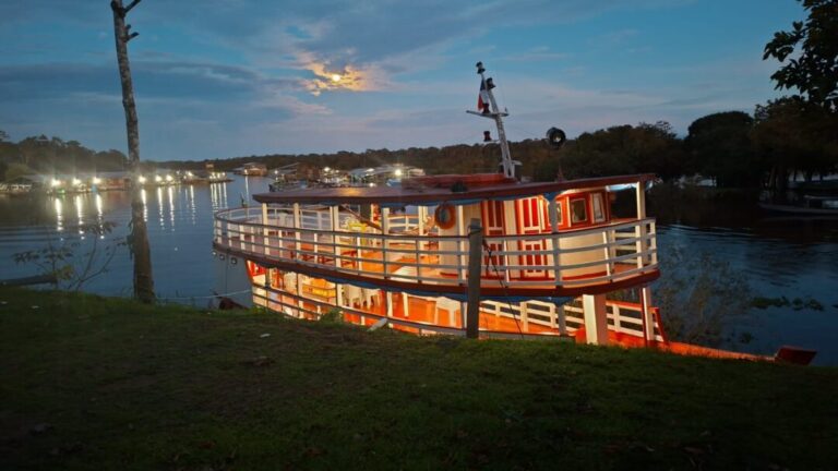 Barco Escola Tree Earth inicia atividades em Manaus e leva educação ambiental, tecnologia espacial e bioeconomia para comunidades ribeirinhas