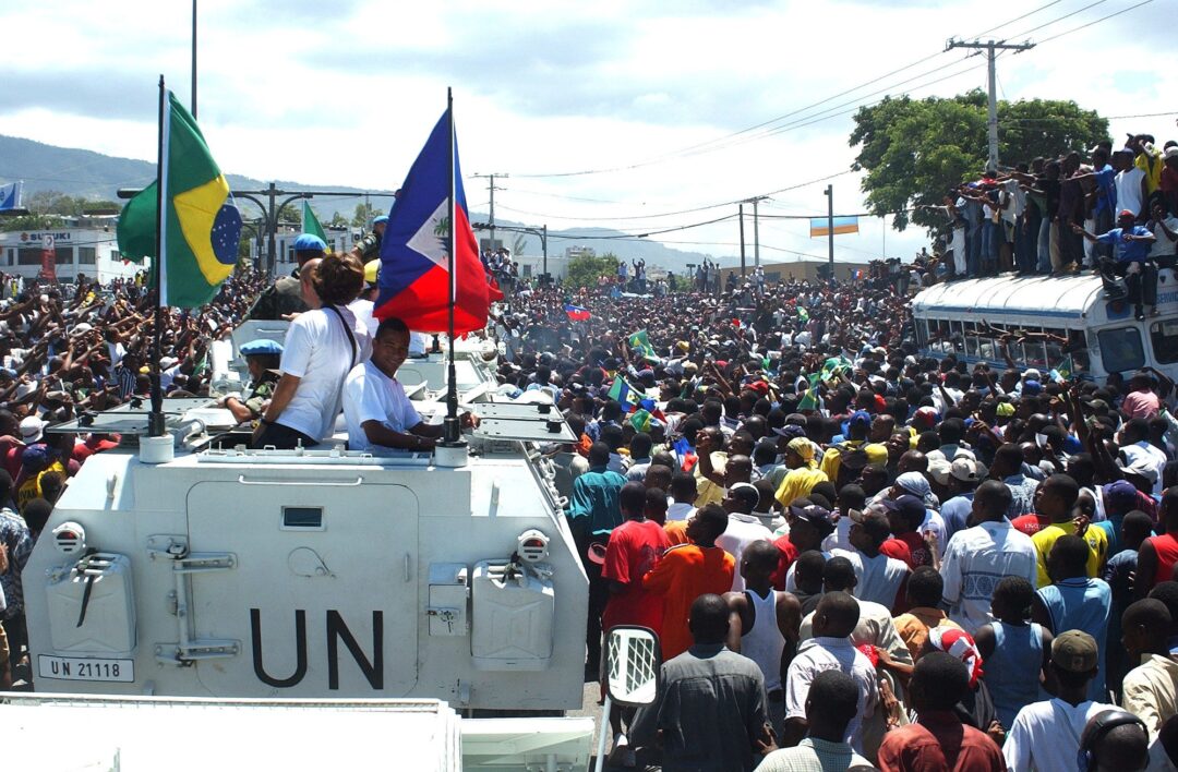 População do Haiti é fanática pelo Brasil, principalmente pelo futebol canarinho