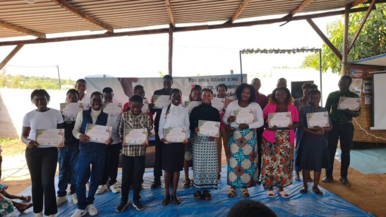 Instituto realiza primeira formatura internacional ao levar inclusão digital da Amazônia para Moçambique