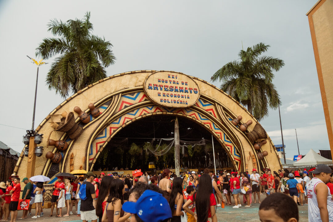 Largo de São Sebastião recebe programação gratuita para celebrar a cultura dos bois-bumbás neste sábado (4)