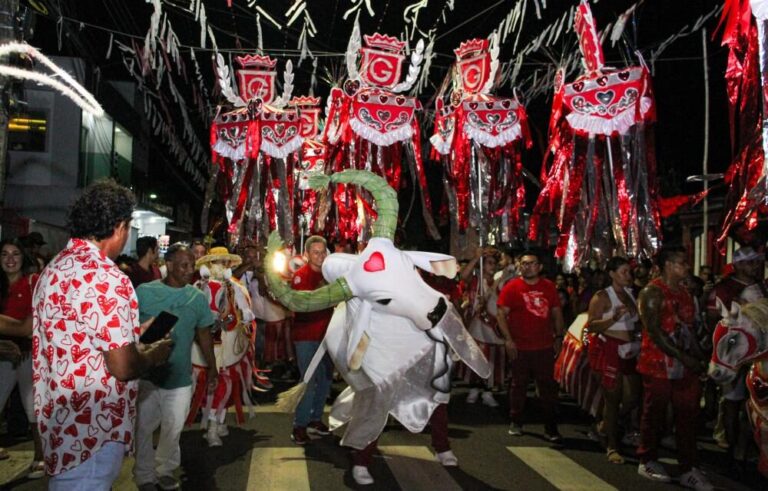 ‘Matança do Boi’: tradicional ato encerra temporada bovina do Garantido