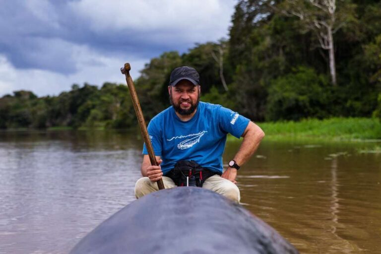 Estudos sobre uacaris na Amazônia rende prêmio internacional para pesquisador do Instituto Mamirauá
