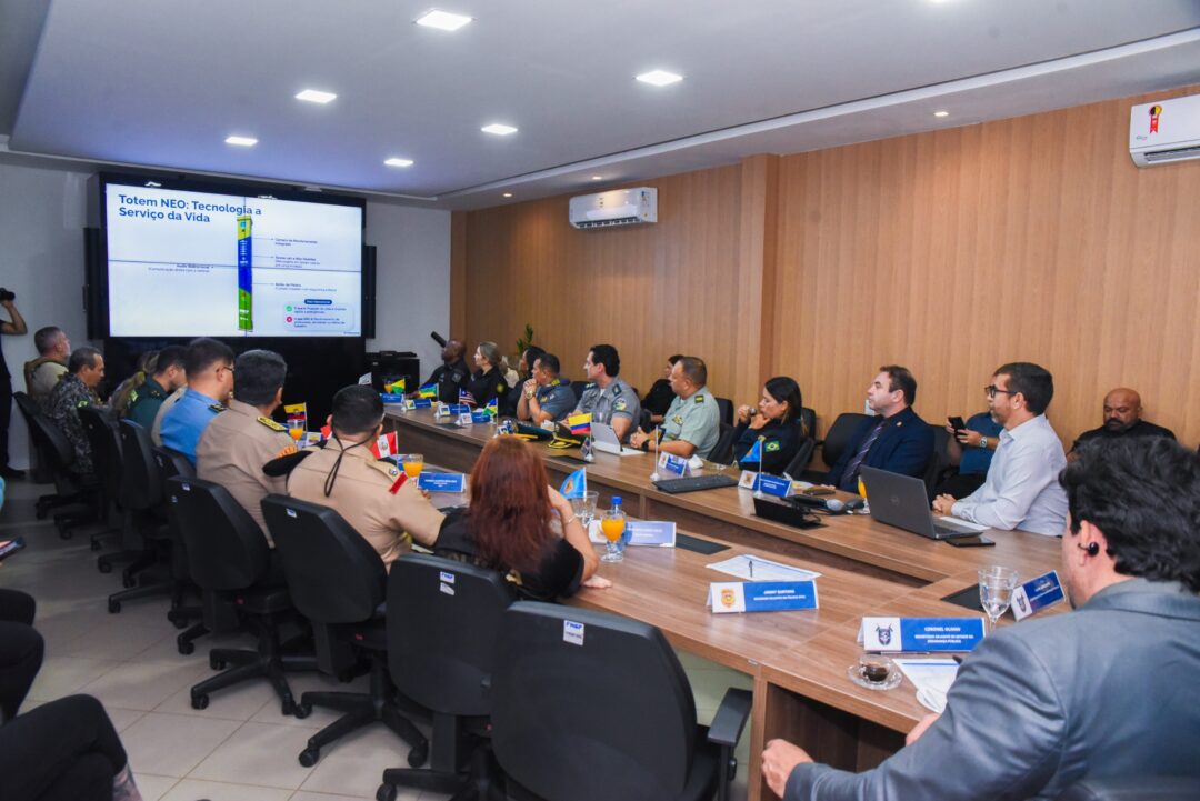 Visita de comitivas na secretaria de segurança pública de Roraima