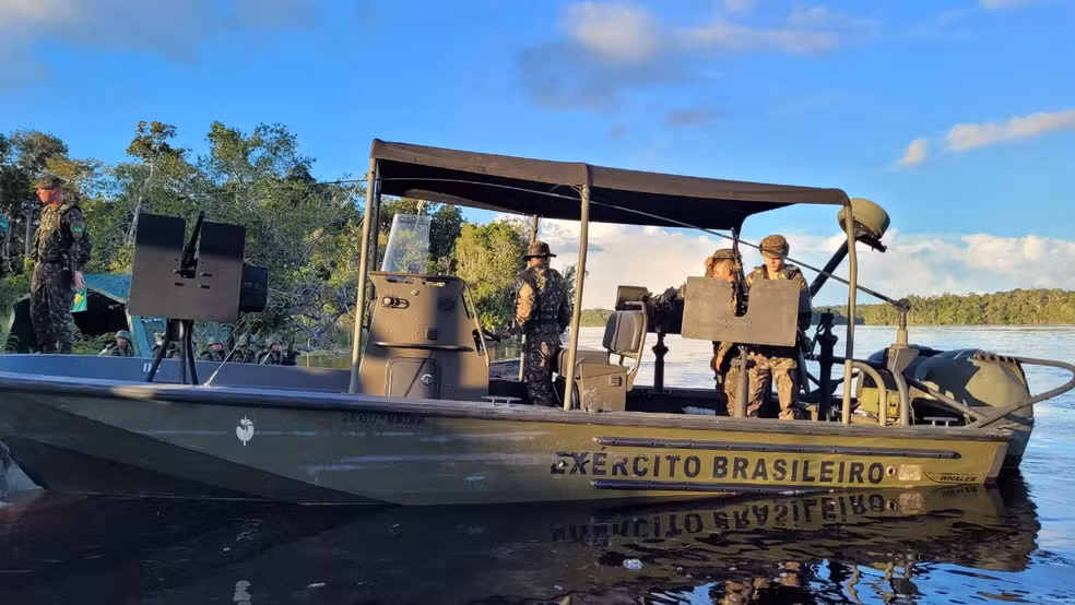 Facções no Amazonas mantêm domínio dos rios e expandem poder na floresta