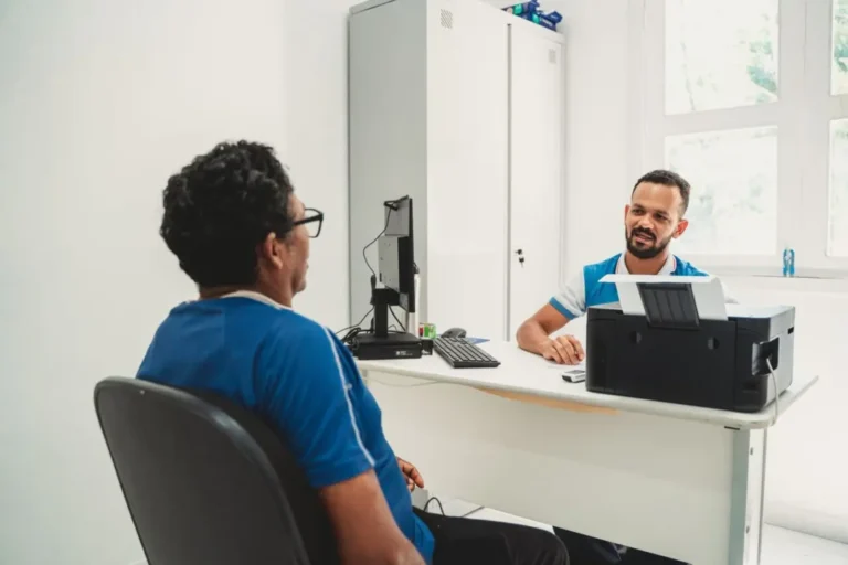 Pontos de atendimento reduzem distâncias e transformam acesso à saúde em comunidades ribeirinhas do Amazonas
