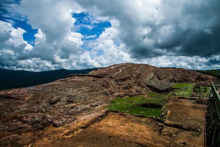 Por que o Forte de Samaipata não é exatamente um forte? Entenda a origem do nome e sua verdadeira função 