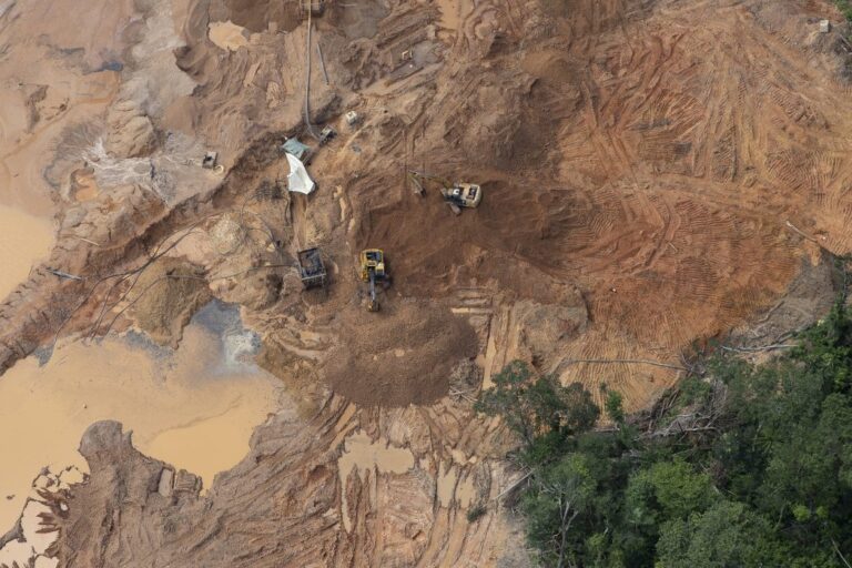 Aumento de conflitos territoriais refletiu cenário de ataques aos direitos indígenas em 2025