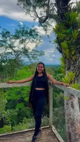 Conheça a 'influenciadora' Achuar que promove a cultura e a defesa da Amazônia nas redes sociais