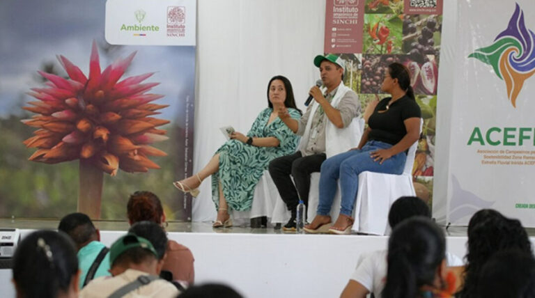 Fórum de Ciências em Inírida abordou alternativas para a conservação e o uso sustentável da floresta amazônica