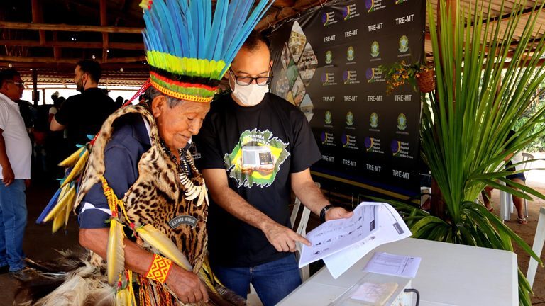 Eleições 2026: como os povos indígenas e comunidades de difícil acesso da Amazônia Legal participam do processo eleitoral?