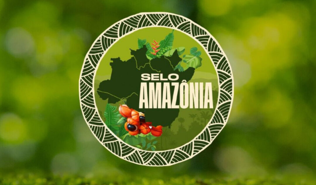 O Programa Selo Amazônia é um programa brasileiro de normalização e certificação que visa a estabelecer normas voluntárias para produtos e serviços produzidos na Amazônia Legal, com insumos da região e em respeito a critérios de sustentabilidade ambiental e social.