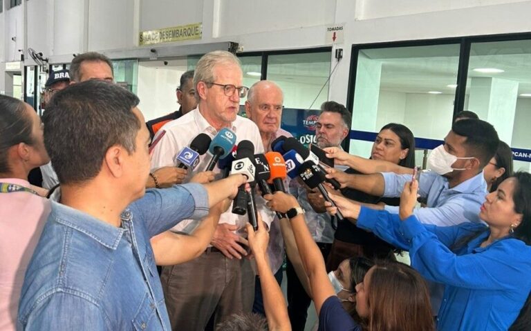 Ministro do Meio Ambiente classifica cenário no Amazonas como mais grave do que imaginava